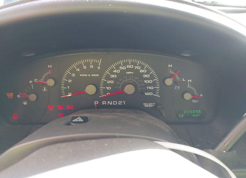 Photo 7 of 2003 Ford Expedition XLT (VIN 1FMRU15W23LC60249)