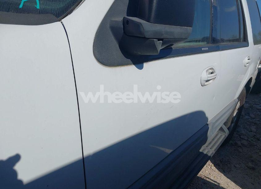 Photo 6 of 2004 Ford Expedition XLT (VIN 1FMRU15W24LB46222)