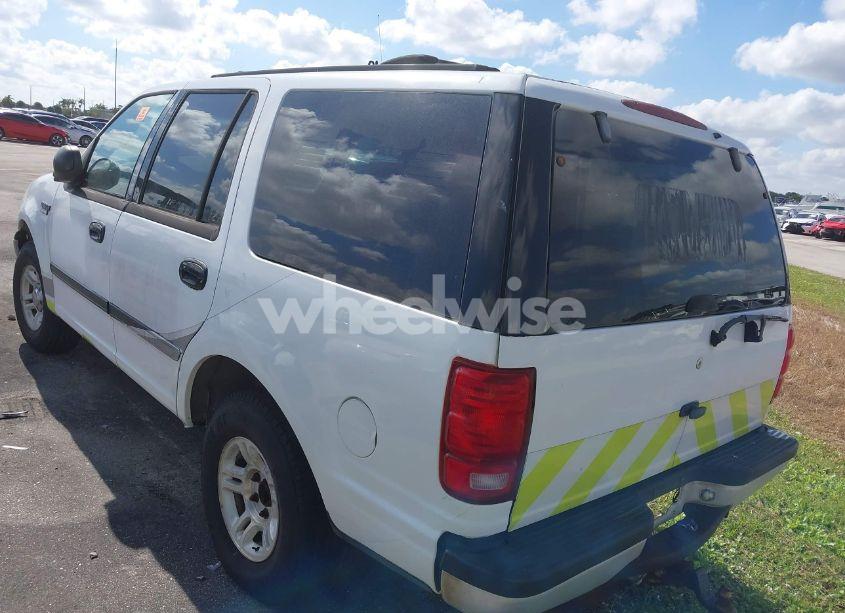 Photo 3 of 2001 Ford Expedition XLT (VIN 1FMRU15W31LA60882)