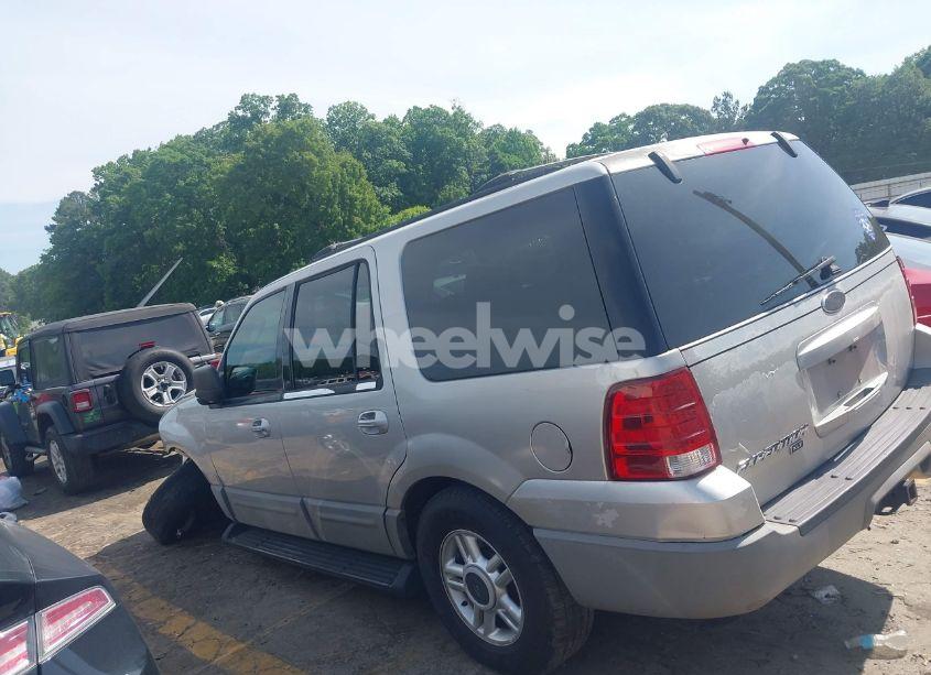 Photo 14 of 2003 Ford Expedition XLT (VIN 1FMRU15W43LA75393)