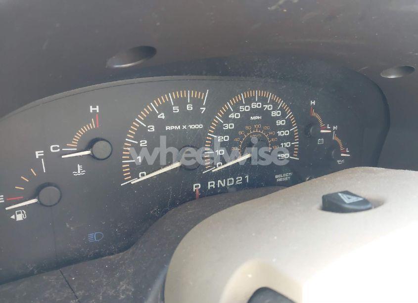 Photo 7 of 2003 Ford Expedition XLT (VIN 1FMRU15W43LB55499)