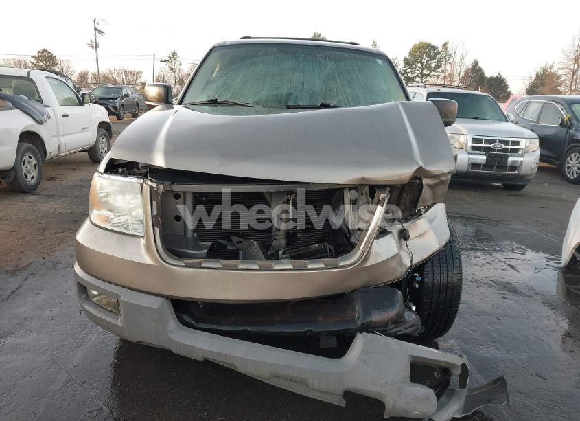 Photo 12 of 2003 Ford Expedition XLT (VIN 1FMRU15W43LC45476)