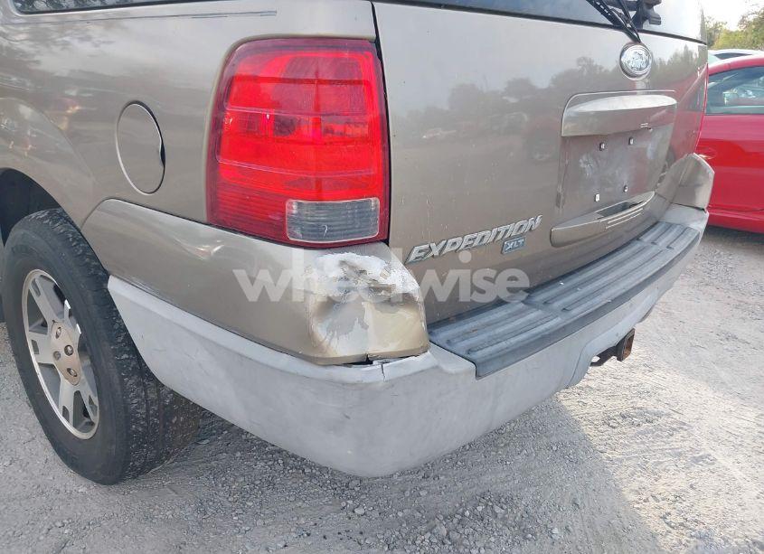 Photo 6 of 2003 Ford Expedition XLT (VIN 1FMRU15W53LA44296)