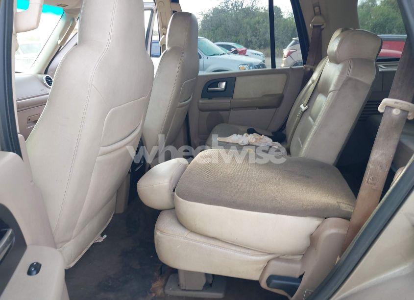 Photo 8 of 2003 Ford Expedition XLT (VIN 1FMRU15W53LA44296)