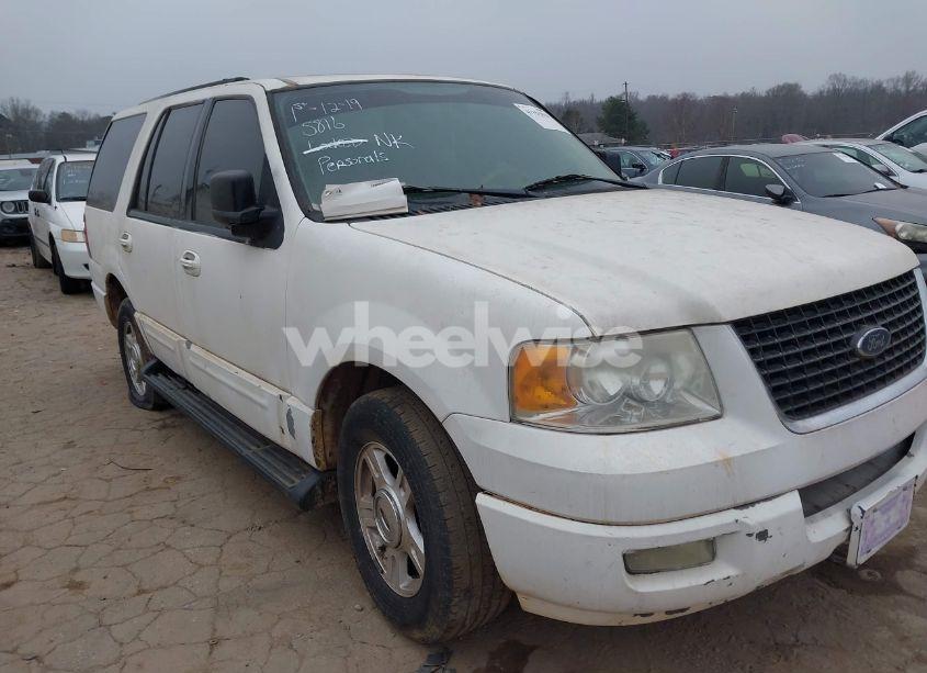 2003 Ford Expedition XLT (VIN 1FMRU15W53LB87023) main photo