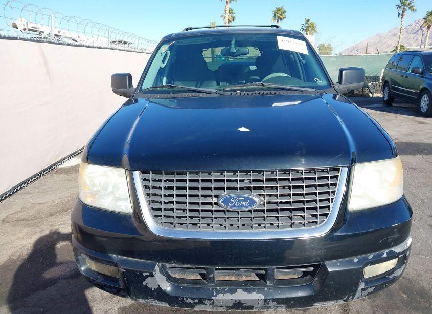 Photo 13 of 2004 Ford Expedition XLT (VIN 1FMRU15W54LA01627)