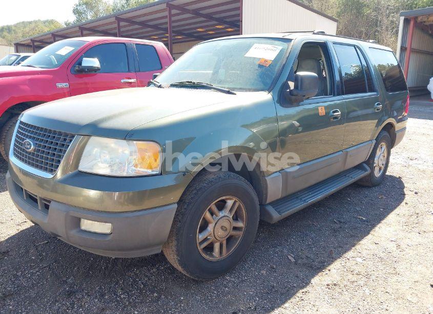 Photo 2 of 2004 Ford Expedition XLT (VIN 1FMRU15W54LA96478)