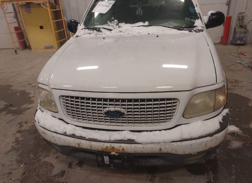 Photo 6 of 2002 Ford Expedition XLT (VIN 1FMRU15W62LA56942)