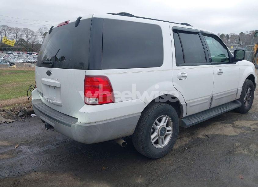 Photo 4 of 2003 Ford Expedition XLT (VIN 1FMRU15W63LB06336)