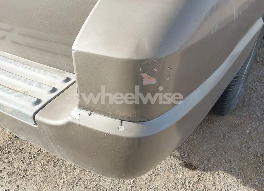 Photo 6 of 2003 Ford Expedition XLT (VIN 1FMRU15W63LB60672)