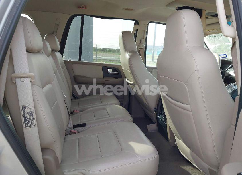 Photo 8 of 2003 Ford Expedition XLT (VIN 1FMRU15W63LB60672)