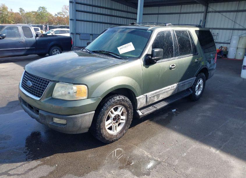 Photo 2 of 2004 Ford Expedition XLT (VIN 1FMRU15W64LA49167)