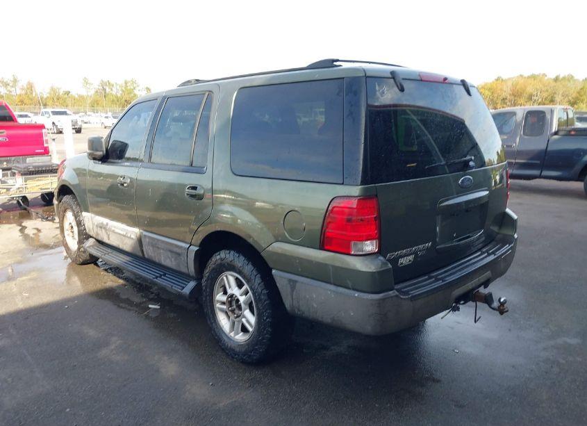 Photo 3 of 2004 Ford Expedition XLT (VIN 1FMRU15W64LA49167)