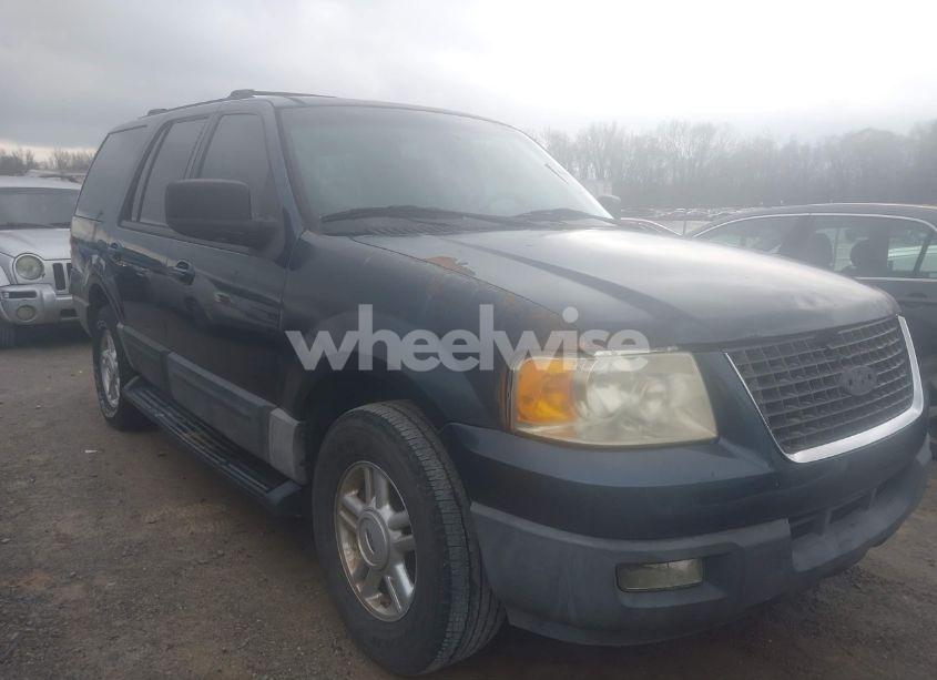 2004 Ford Expedition XLT (VIN 1FMRU15W64LA80712) main photo