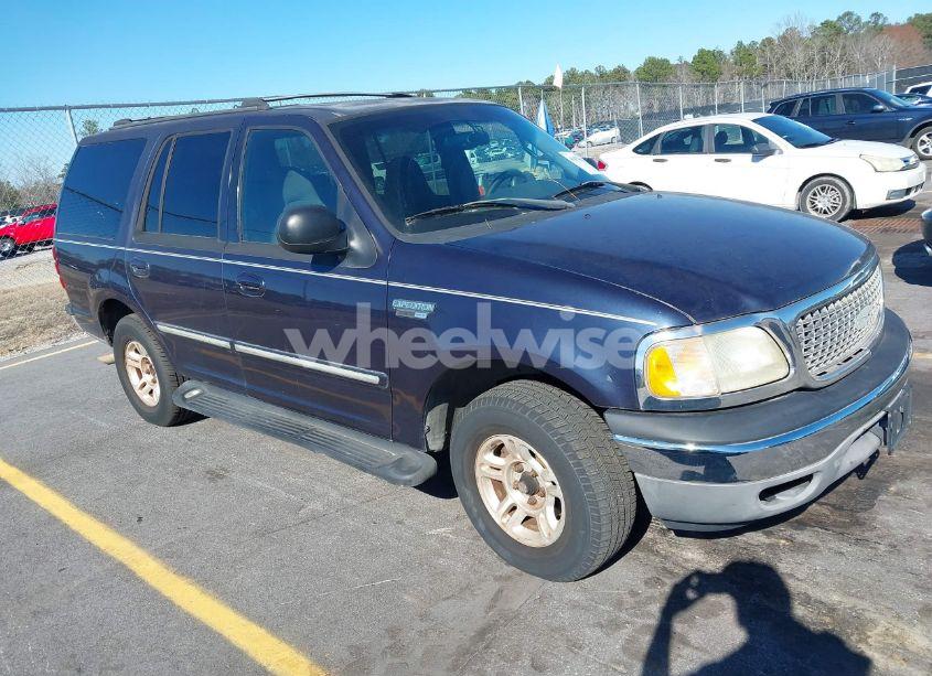 2001 Ford Expedition XLT (VIN 1FMRU15W71LA03133) main photo