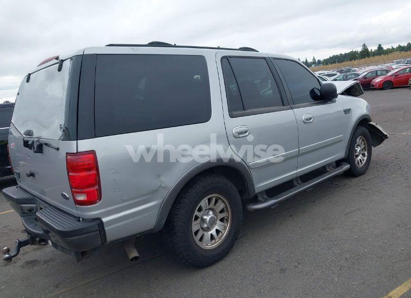 Photo 4 of 2001 Ford Expedition XLT (VIN 1FMRU15W71LB22901)
