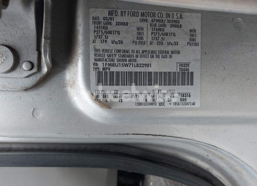 Photo 9 of 2001 Ford Expedition XLT (VIN 1FMRU15W71LB22901)