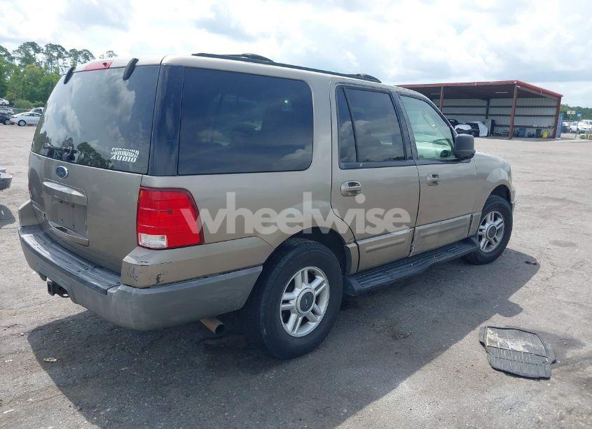 Photo 4 of 2003 Ford Expedition XLT (VIN 1FMRU15W83LB44750)