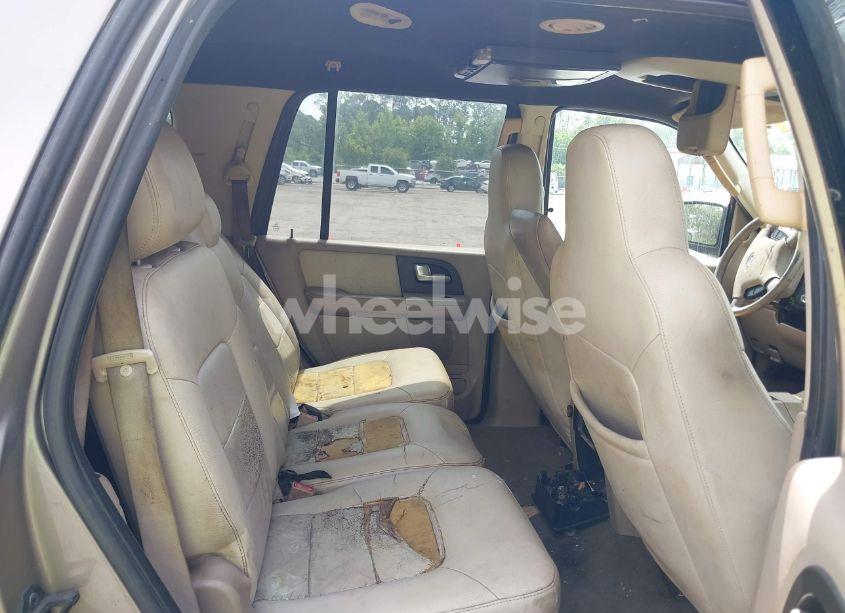 Photo 8 of 2003 Ford Expedition XLT (VIN 1FMRU15W83LB44750)