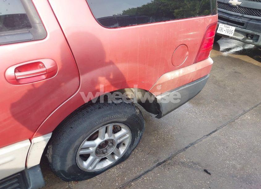 Photo 6 of 2003 Ford Expedition XLT (VIN 1FMRU15W83LC60255)