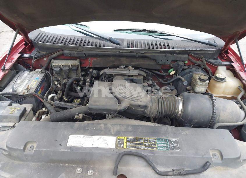 Photo 10 of 2004 Ford Expedition XLT (VIN 1FMRU15W84LB48072)