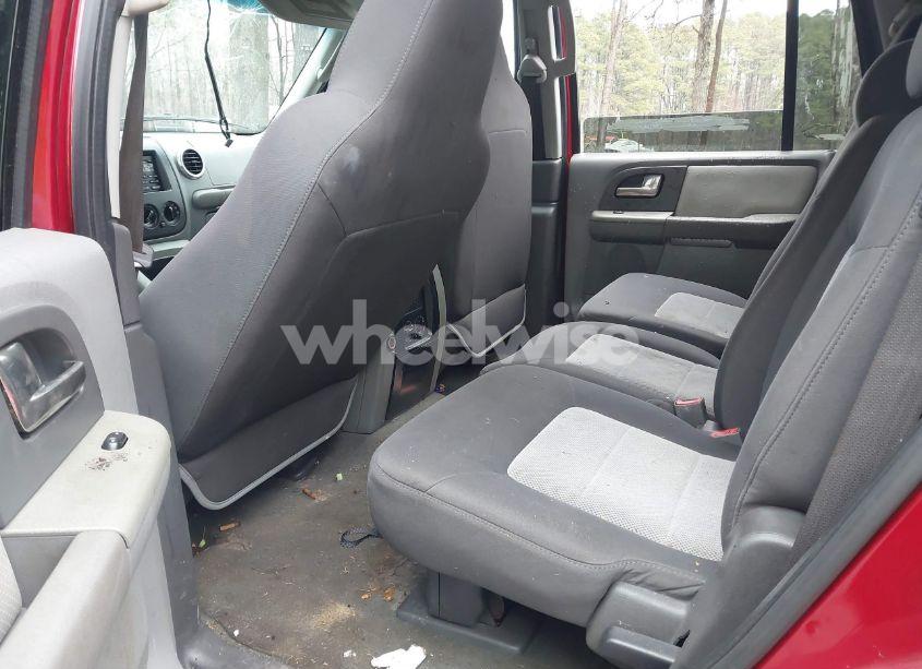 Photo 8 of 2004 Ford Expedition XLT (VIN 1FMRU15W84LB48072)