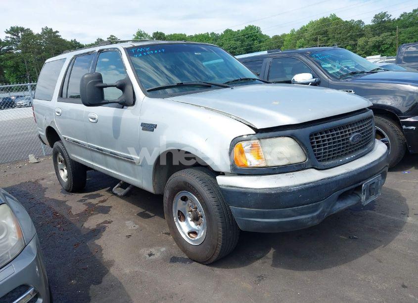 2001 Ford Expedition XLT (VIN 1FMRU15W91LA67562) main photo