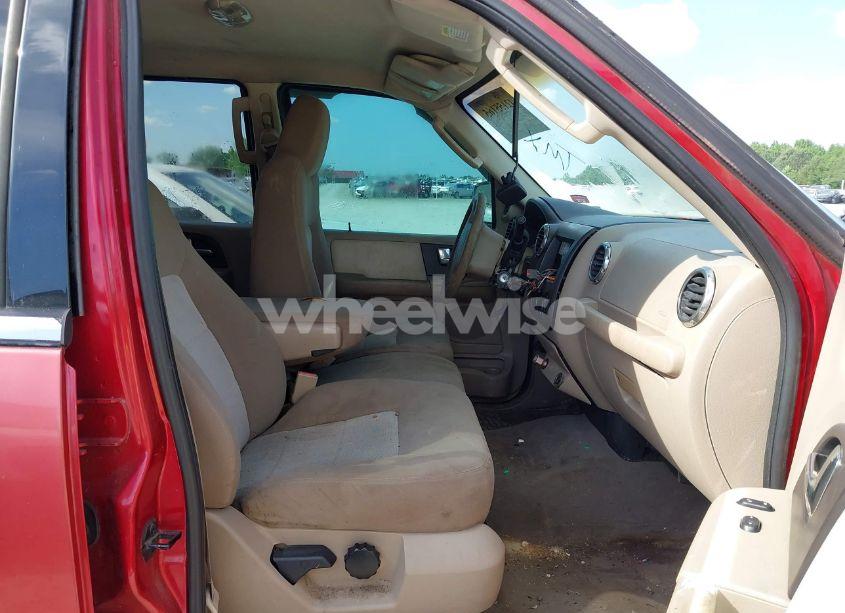 Photo 5 of 2003 Ford Expedition XLT (VIN 1FMRU15W93LA71212)