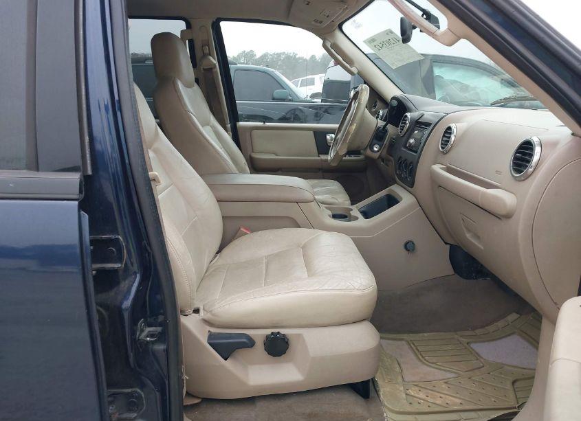 Photo 5 of 2003 Ford Expedition XLT (VIN 1FMRU15W93LB38259)