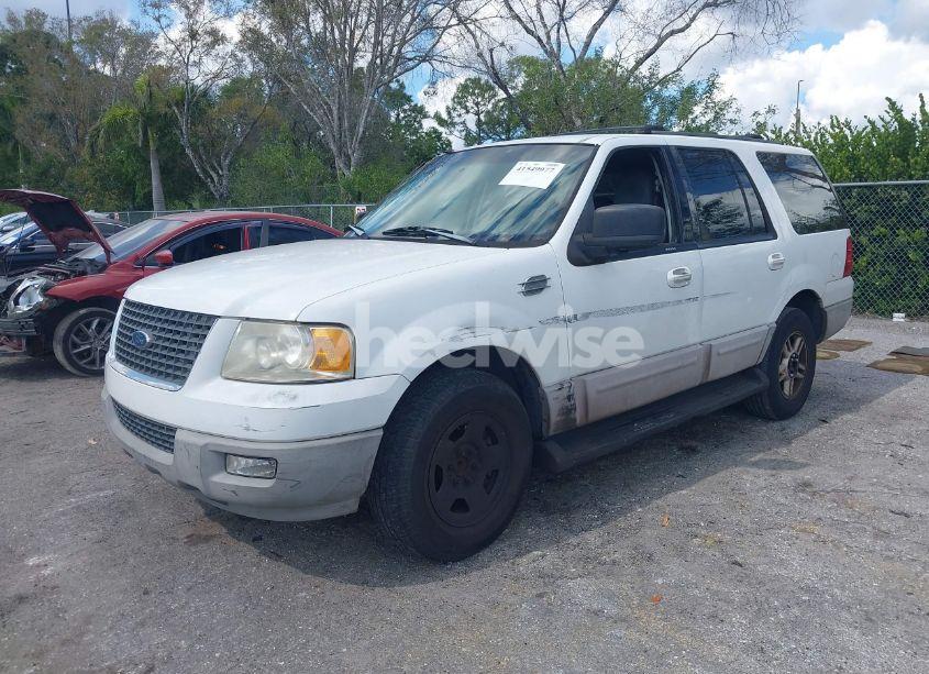 Photo 2 of 2003 Ford Expedition XLT (VIN 1FMRU15W93LC37650)