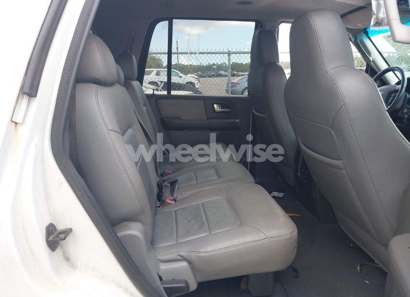 Photo 8 of 2003 Ford Expedition XLT (VIN 1FMRU15W93LC37650)