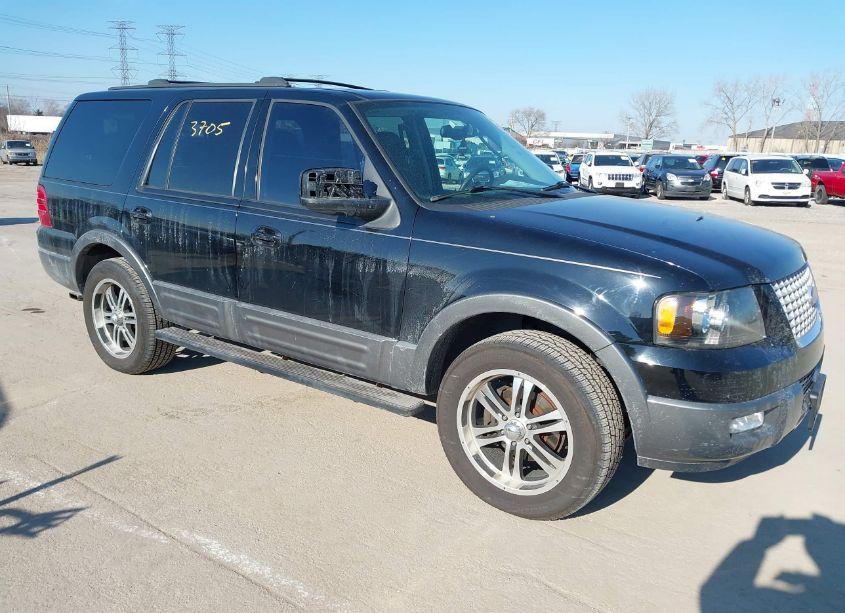 2004 Ford Expedition XLT (VIN 1FMRU15W94LB29630) main photo