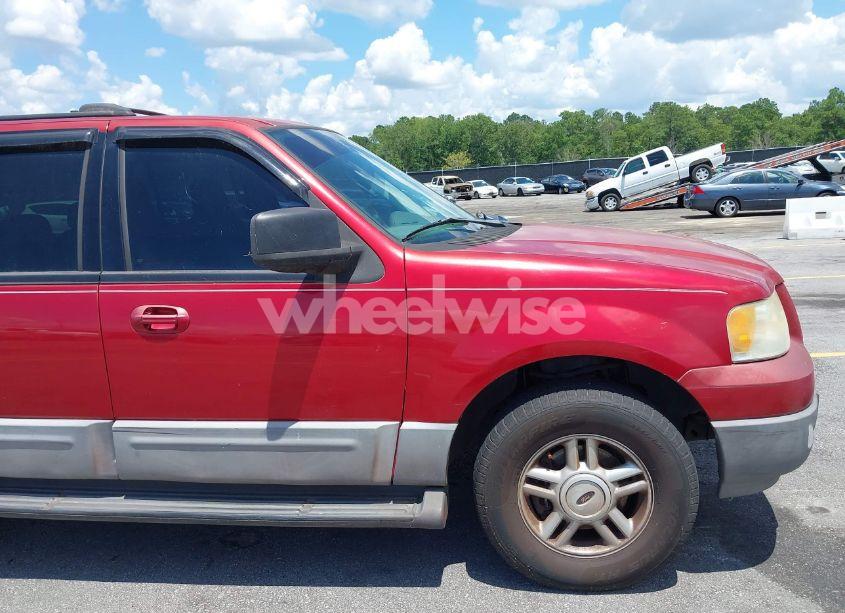 Photo 12 of 2004 Ford Expedition XLT (VIN 1FMRU15W94LB30745)