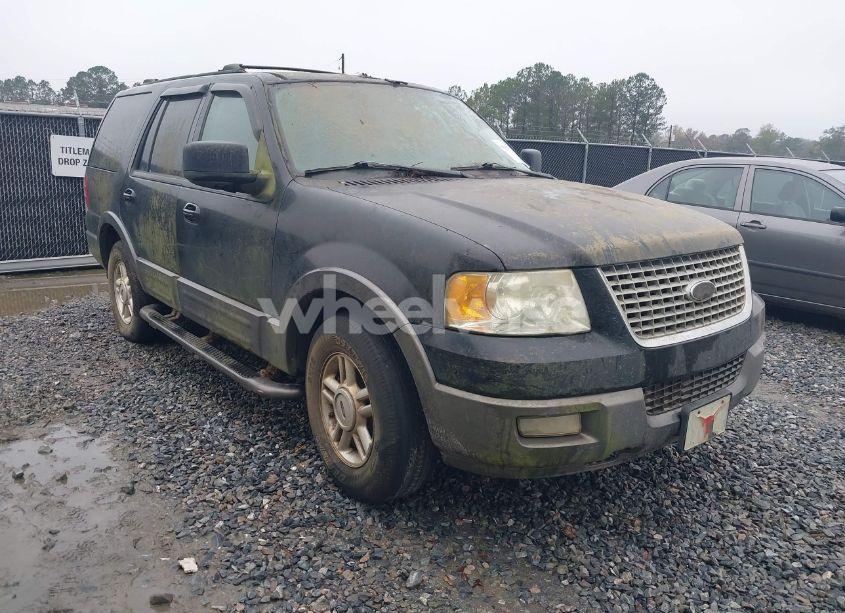 2004 Ford Expedition XLT (VIN 1FMRU15WX4LA40097) main photo