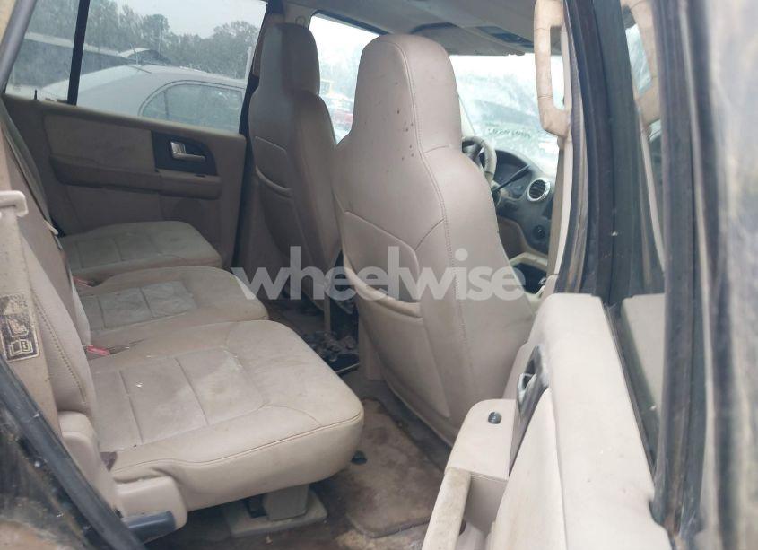 Photo 8 of 2004 Ford Expedition XLT (VIN 1FMRU15WX4LA40097)