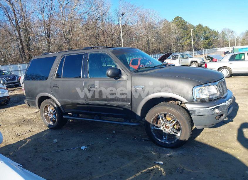 Photo 13 of 2000 Ford Expedition XLT (VIN 1FMRU1664YLB83051)