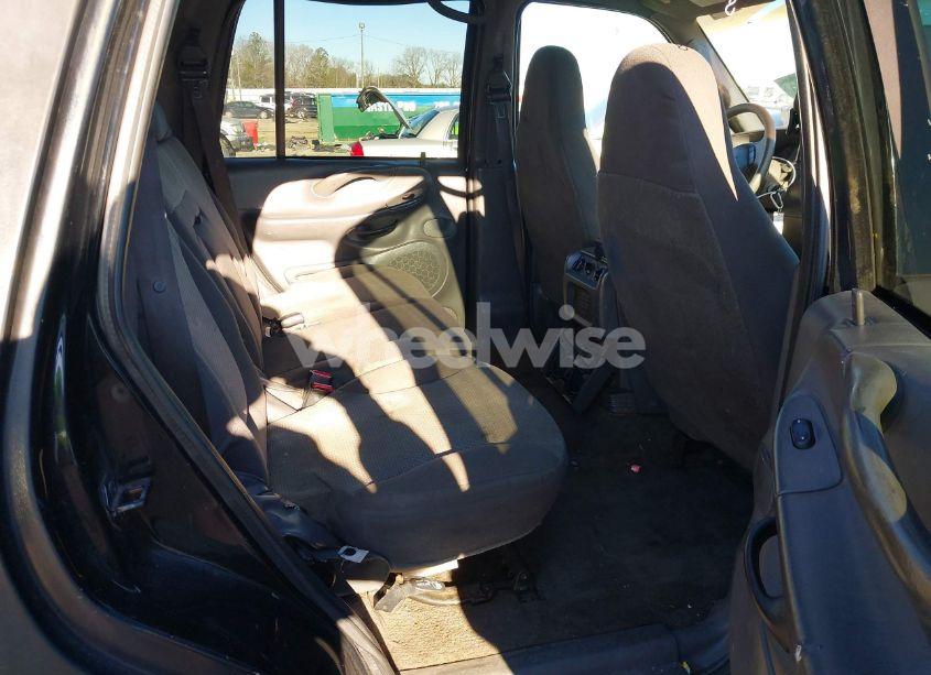 Photo 8 of 2000 Ford Expedition XLT (VIN 1FMRU1664YLB83051)