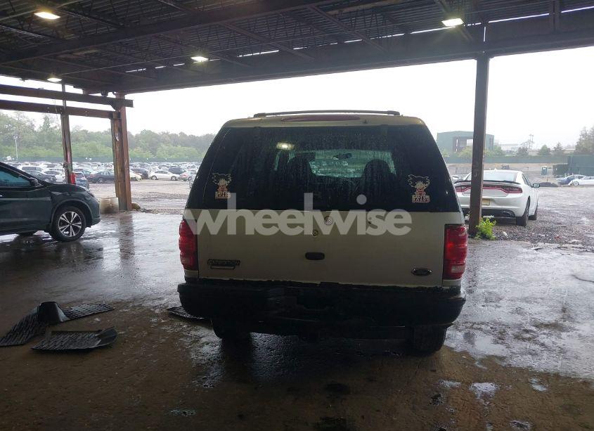 Photo 16 of 2000 Ford Expedition XLT (VIN 1FMRU166XYLB73706)