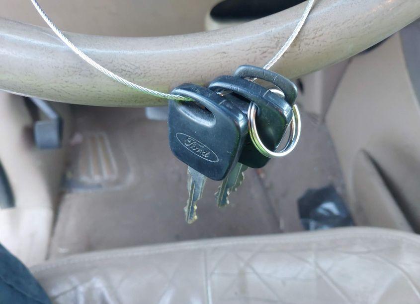 Photo 11 of 1999 Ford Expedition EDDIE BAUER/XLT (VIN 1FMRU1761XLA96771)