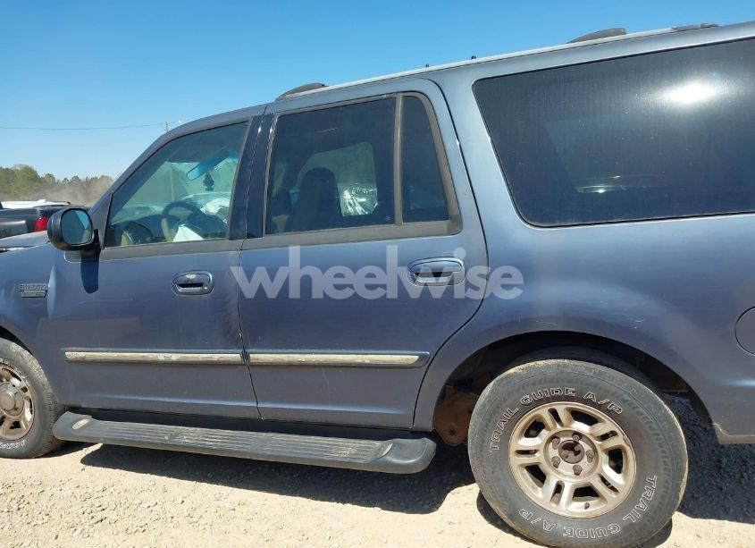 Photo 13 of 1999 Ford Expedition EDDIE BAUER/XLT (VIN 1FMRU1762XLB27932)