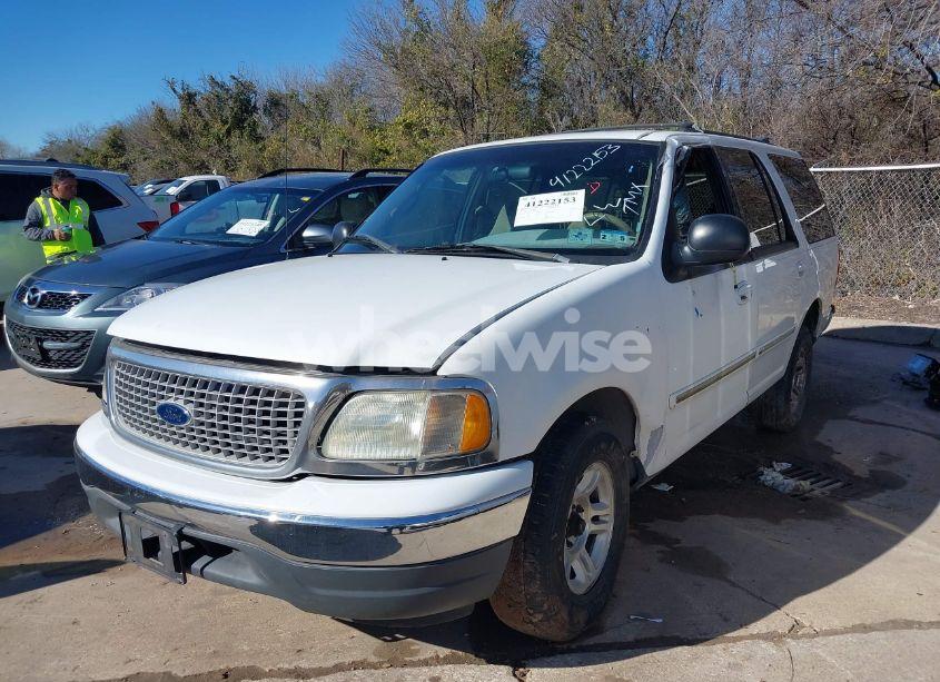 Photo 2 of 1999 Ford Expedition EDDIE BAUER/XLT (VIN 1FMRU1763XLA78174)