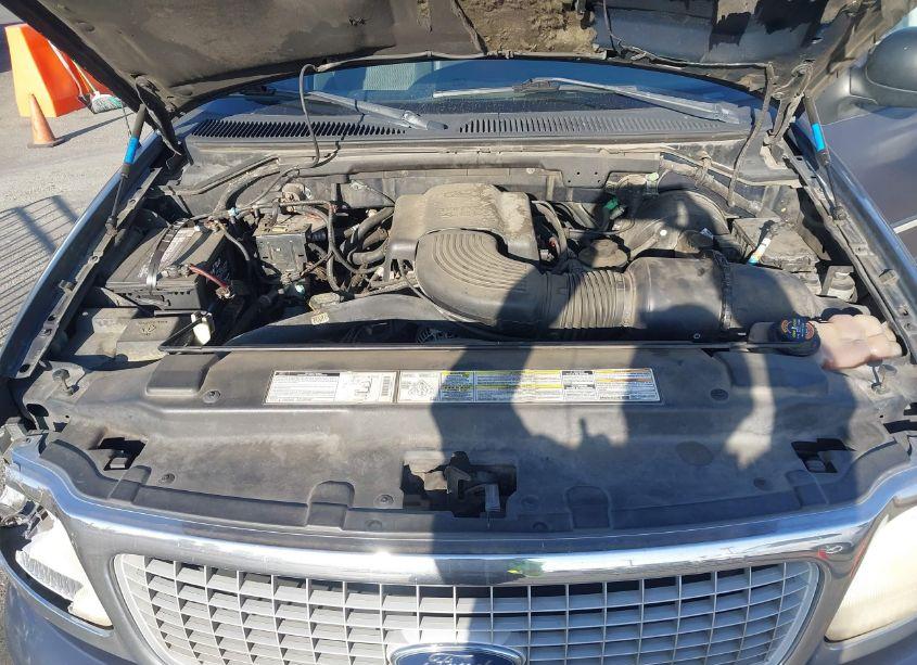 Photo 10 of 1999 Ford Expedition EDDIE BAUER/XLT (VIN 1FMRU1763XLB65525)