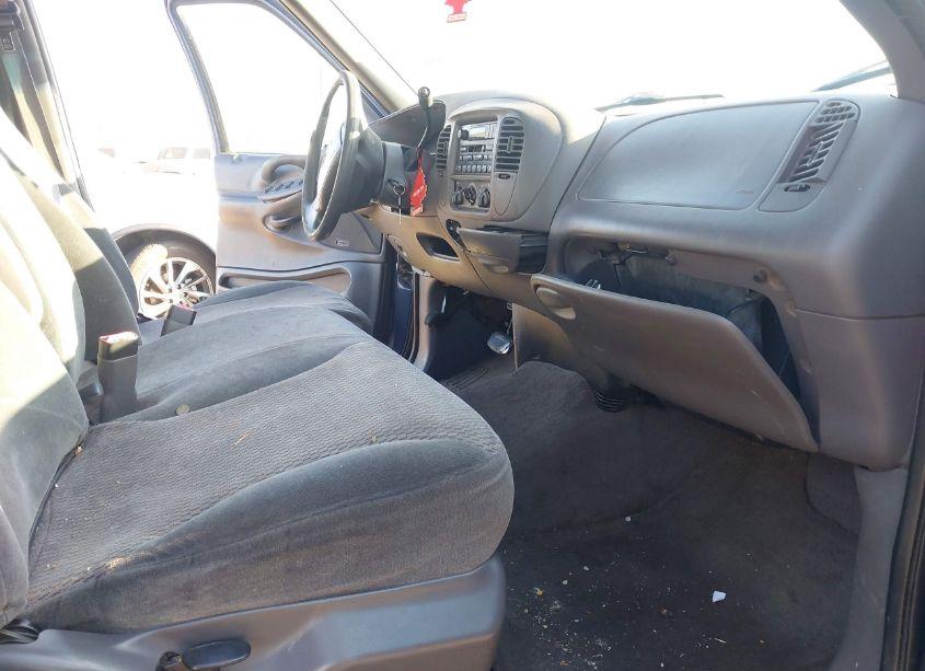 Photo 5 of 1999 Ford Expedition EDDIE BAUER/XLT (VIN 1FMRU1763XLB65525)