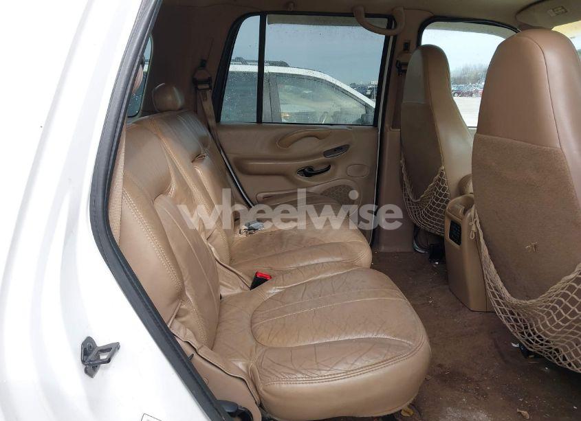 Photo 8 of 1998 Ford Expedition EDDIE BAUER/XLT (VIN 1FMRU1766WLC18376)