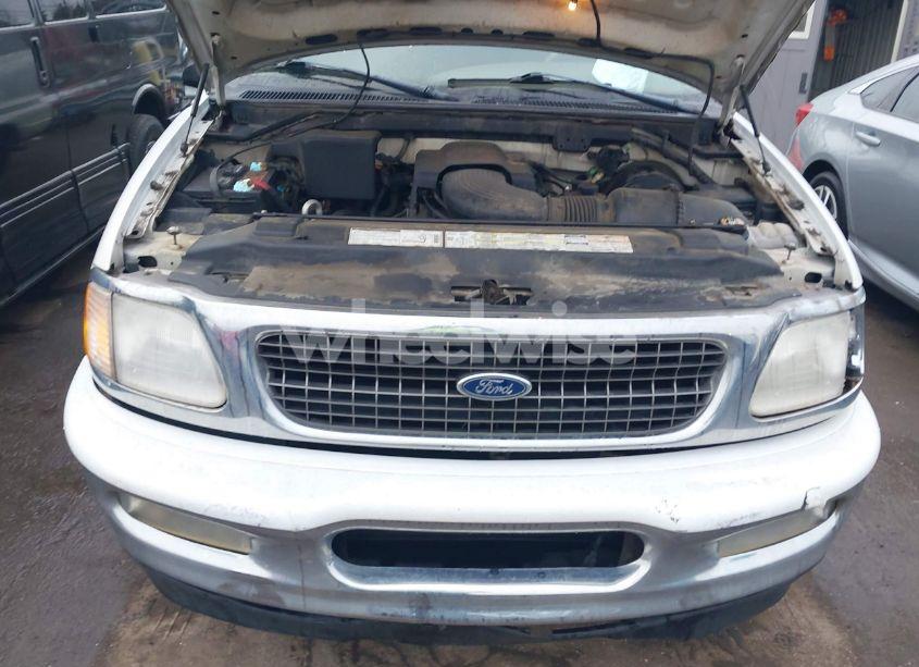 Photo 10 of 1998 Ford Expedition EDDIE BAUER/XLT (VIN 1FMRU176XWLA30198)