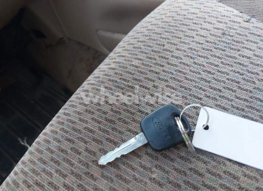 Photo 11 of 1998 Ford Expedition EDDIE BAUER/XLT (VIN 1FMRU176XWLA30198)