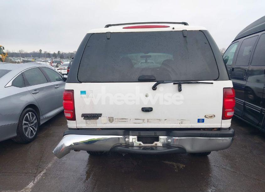 Photo 16 of 1998 Ford Expedition EDDIE BAUER/XLT (VIN 1FMRU176XWLA30198)