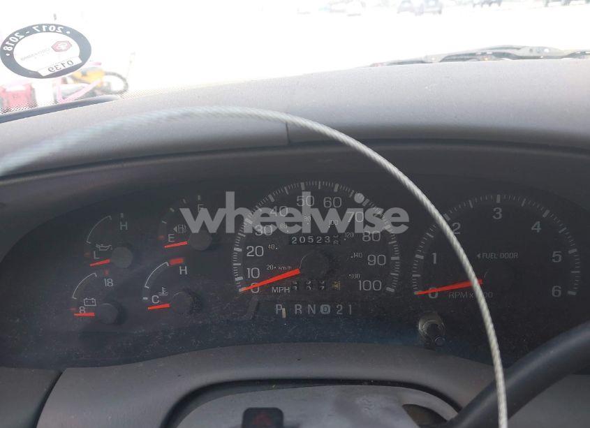 Photo 7 of 1998 Ford Expedition EDDIE BAUER/XLT (VIN 1FMRU17L0WLB19722)