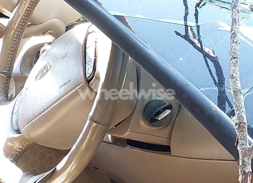 Photo 11 of 2002 Ford Expedition EDDIE BAUER (VIN 1FMRU17L32LA23948)