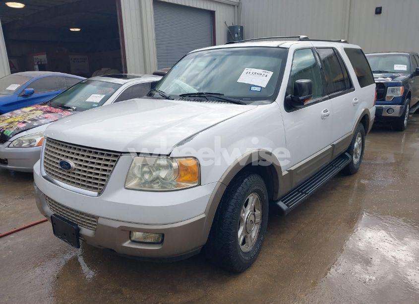 Photo 2 of 2003 Ford Expedition EDDIE BAUER (VIN 1FMRU17L43LA40212)